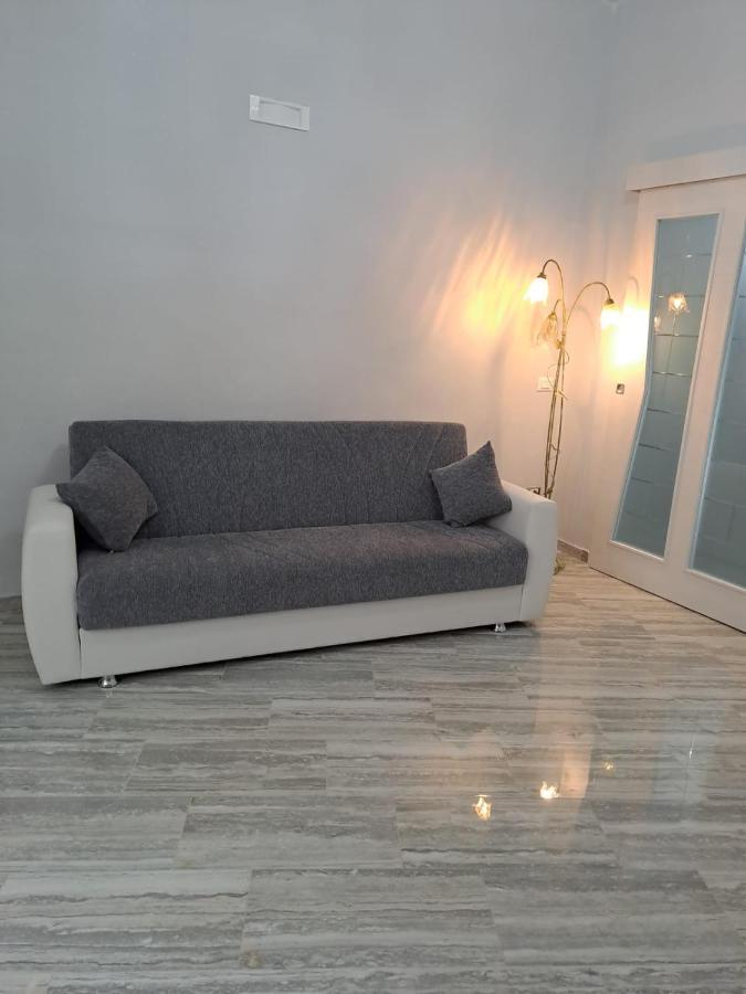 Casa Rosy Bed & Breakfast Лучера Екстериор снимка